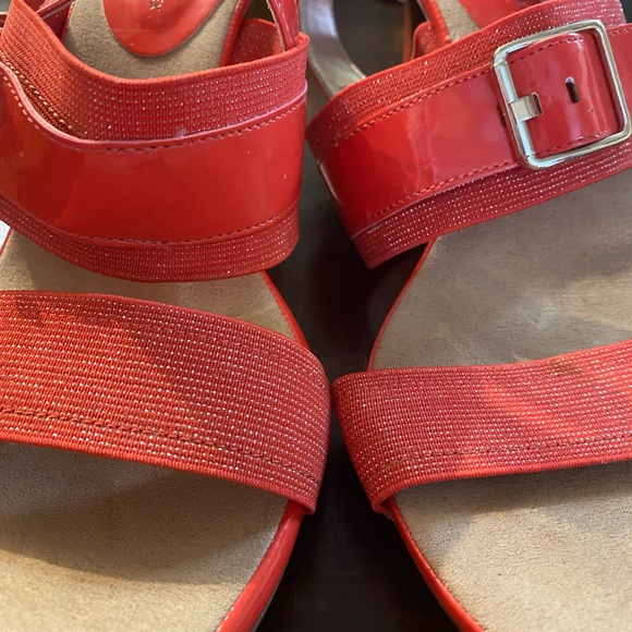 ANNE AK KLEIN ladies sandals  
 Size 9 - Picture 2 of 11